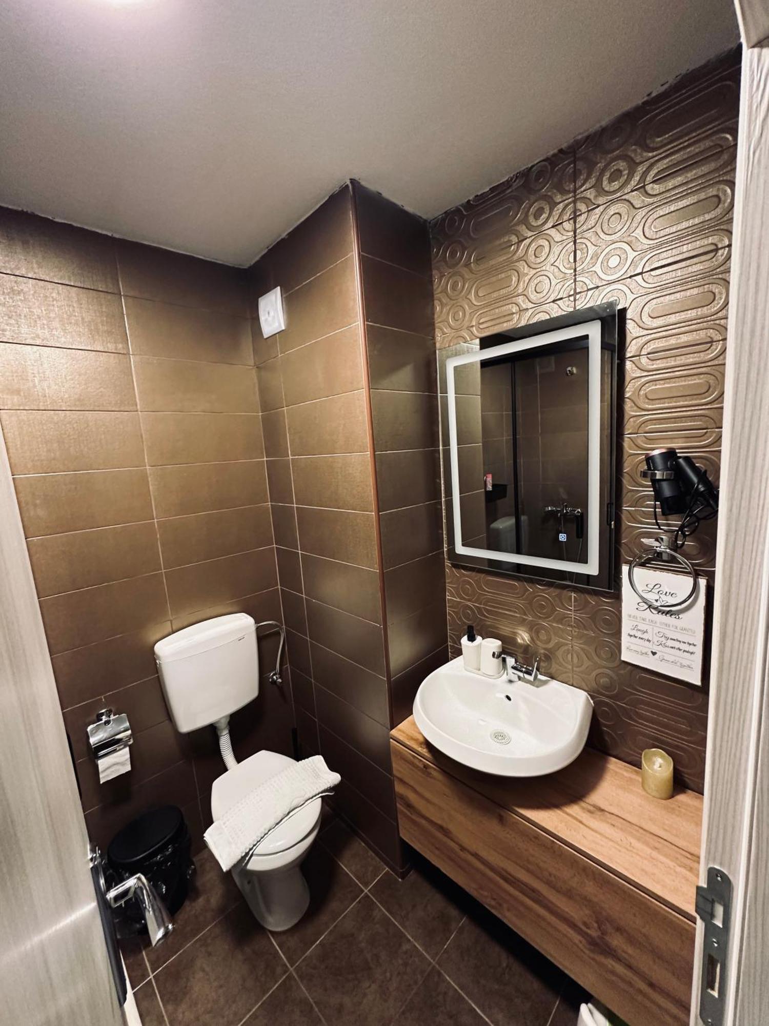 Apartman Viktorija جابلياك المظهر الخارجي الصورة